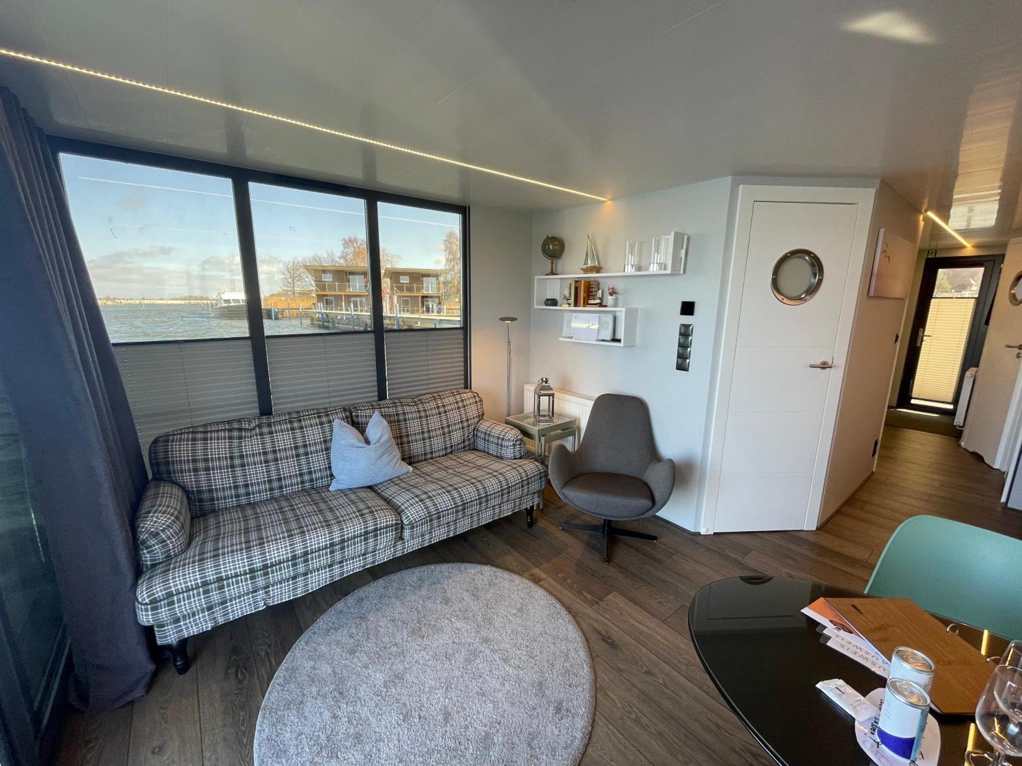 Hausboot Fjord Baltica Mit Dachterrasse In Barth Hotel Ngoại thất bức ảnh